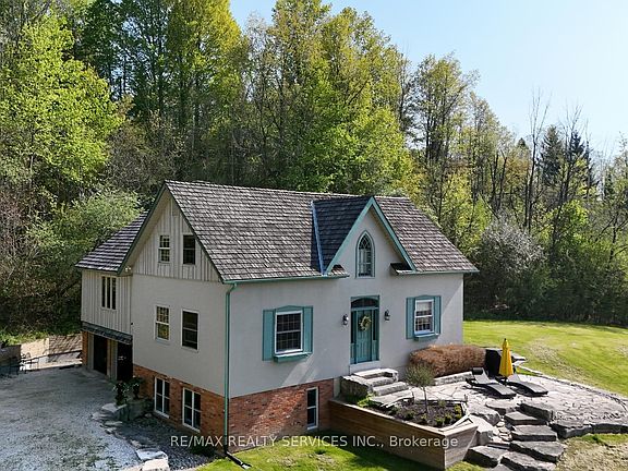 2nd image of 15951 Humber Station Rd