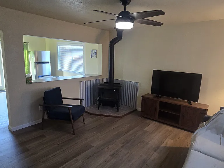 505 West St — Photo 1