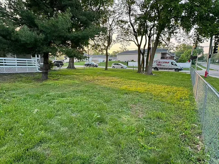 3931 Pioneers Blvd — Photo 23