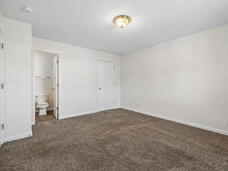 Legacy Village — Photo 98