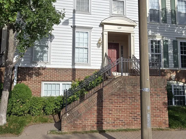 1605 Potomac Greens Dr #A, Alexandria, VA 22314
