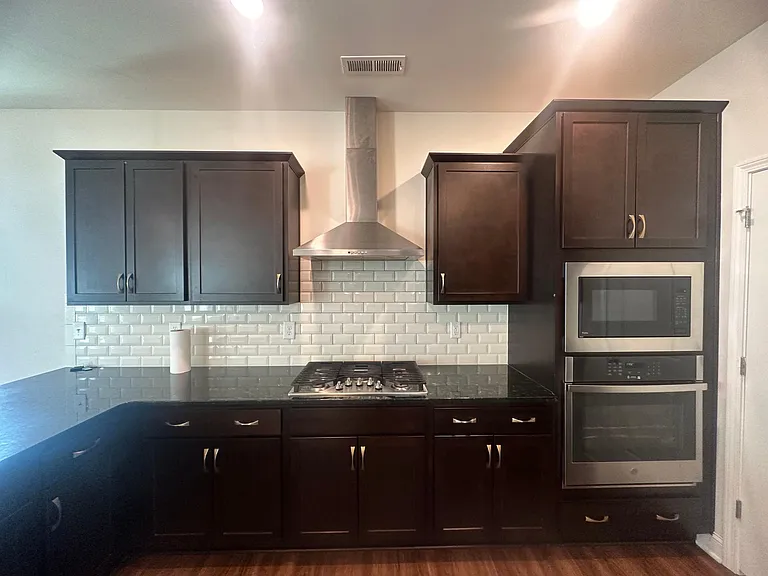 4006 Crimson Wood Ct — Photo 17