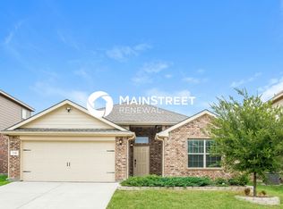 632 River Rock Dr, Azle, TX 76020