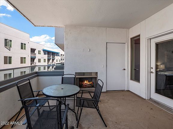 5th image of 945 E Playa Del Norte Dr