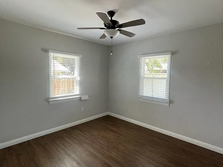 919 E High Ave #A — Photo 20