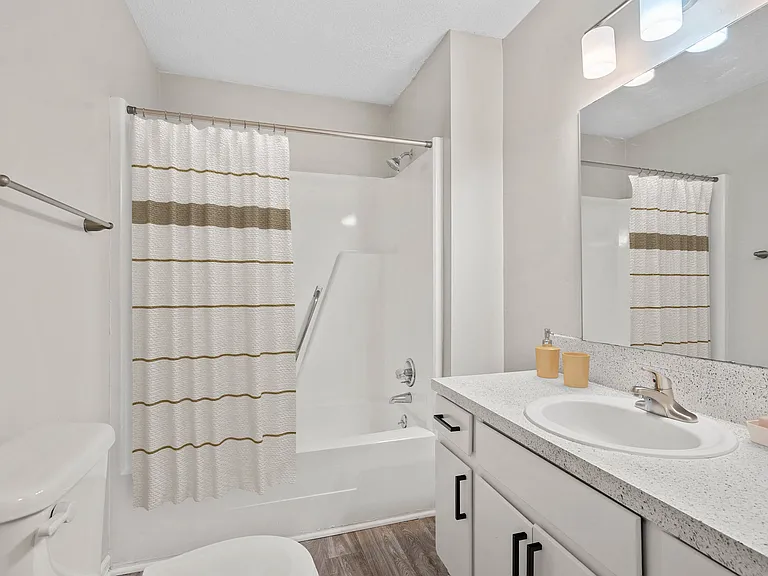 The Lofts at Woodsmill — Photo 5