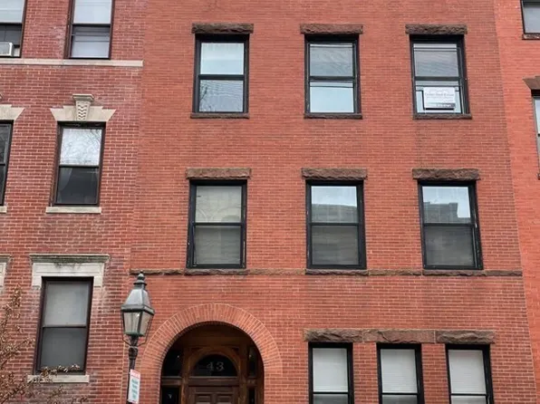 43 Irving St #3, Boston, MA 02114