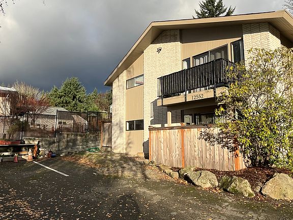 2nd image of 12550 35th Ave NE
