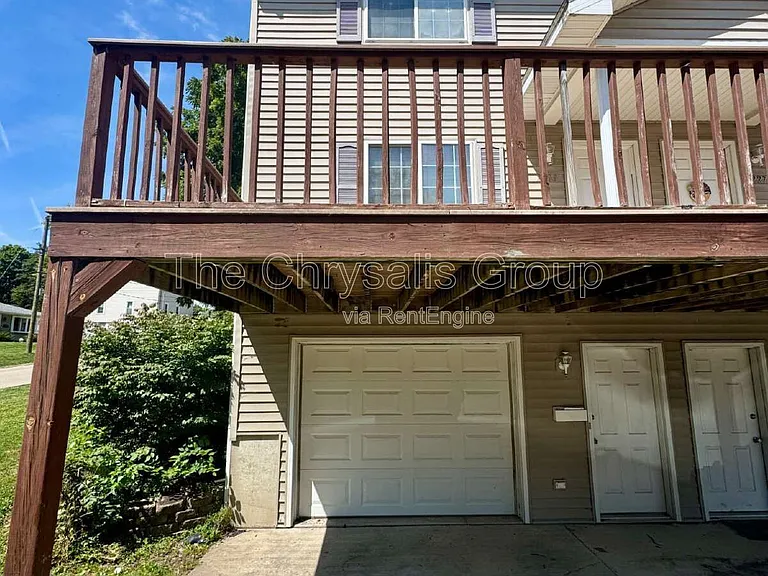 2229 State St — Photo 2