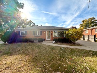 1S518 Macarthur Dr, Oakbrook Terrace, IL, 60181