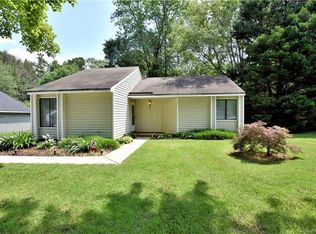 3720 Ashley Hall Dr, Charlotte, NC 28227