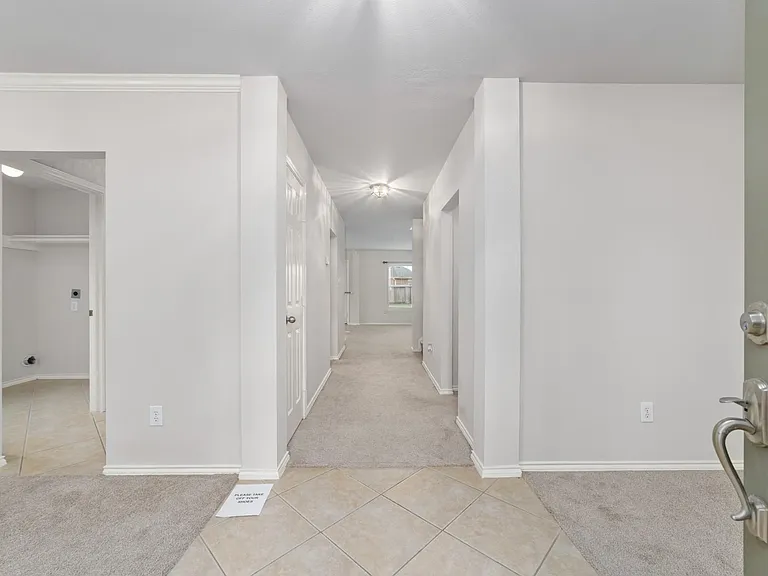 20527 Port Bishop Ln — Photo 4