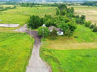 1174 Ridge Rd, Hamilton, ON L8J2X5