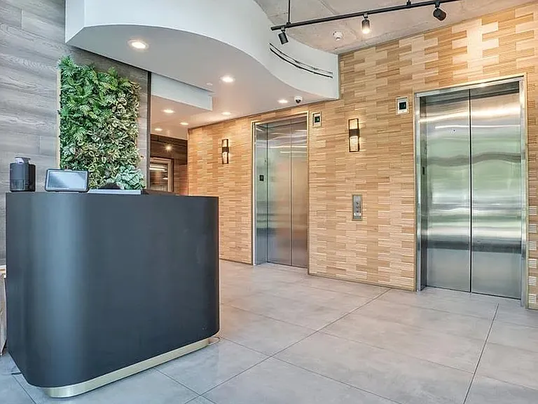 525 E Jackson St #706 — Photo 2