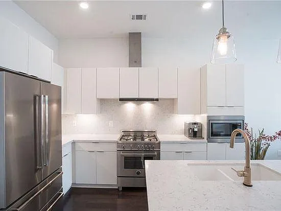 207 W Johanna St #105 — Photo 9
