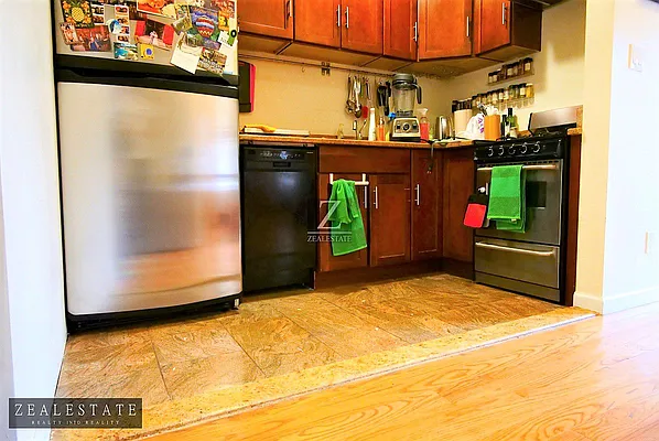 Rented by ZealEstate Group Inc | media 7