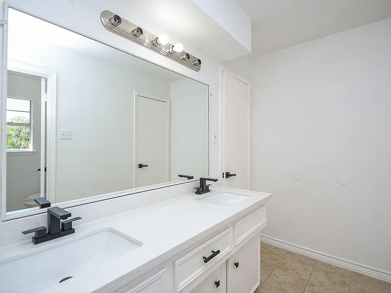 7703 Braesridge Ct — Photo 27