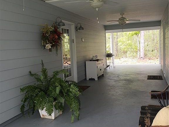3rd image of 3151 Buffalo Creek Dr