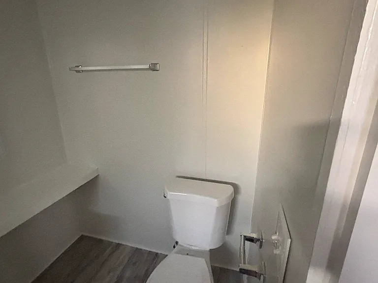 2550 E Shotwell St #21 — Photo 9
