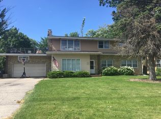 N91W16648 Pershing Ave, Menomonee Falls, WI 53051