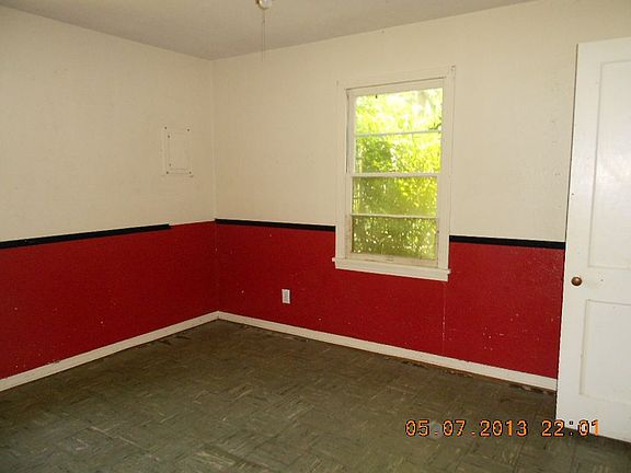 5th image of 4244 Petrus Ave