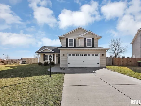 1400 Jadens Way, Washington, IL 61571