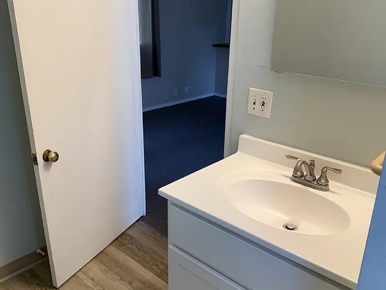 538 Spencer St NE #1 — Photo 6