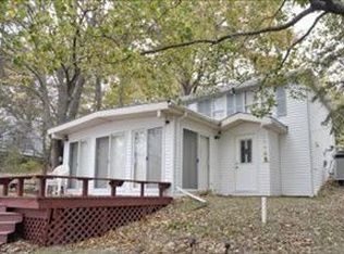 244 Duck Lake Dr, Gobles, MI 49055