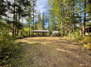 6156 Silver Spruce Way, Maple Falls, WA 98266