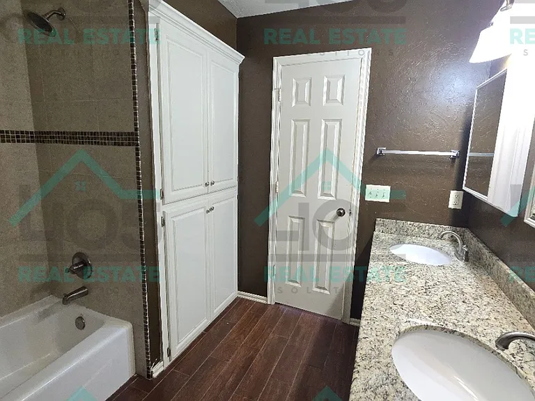 2500 Auburn Ct — Photo 22