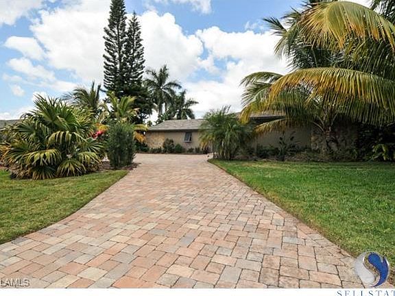 2nd image of 9780 Cypress Lake Dr