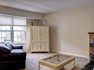 6181 Spring Knoll Dr, Harrisburg, PA 17111