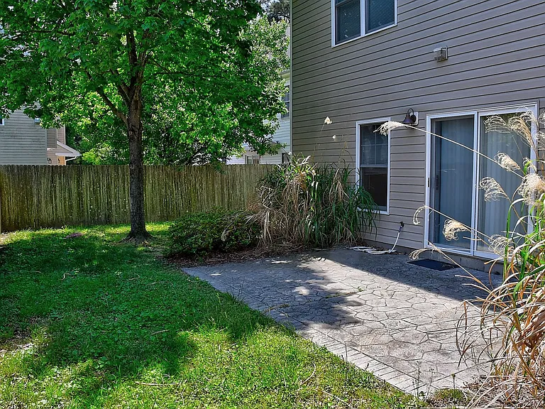 2224 W Berrie Cir — Photo 45