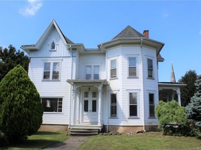 23 Catherine St, Lyons, NY, 14489