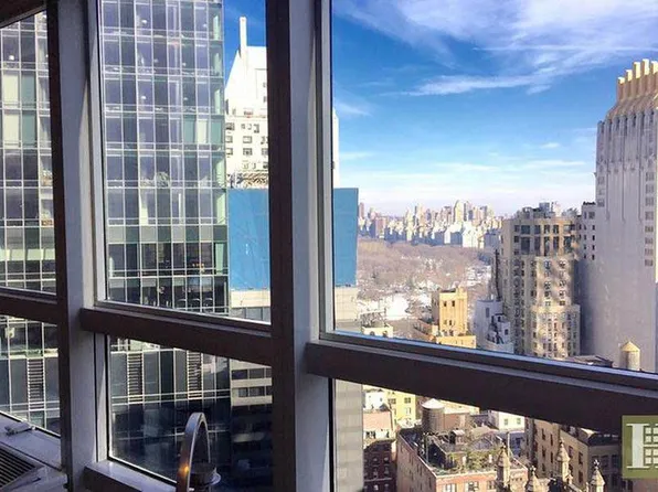 146 West 57th Street image 4 of 12