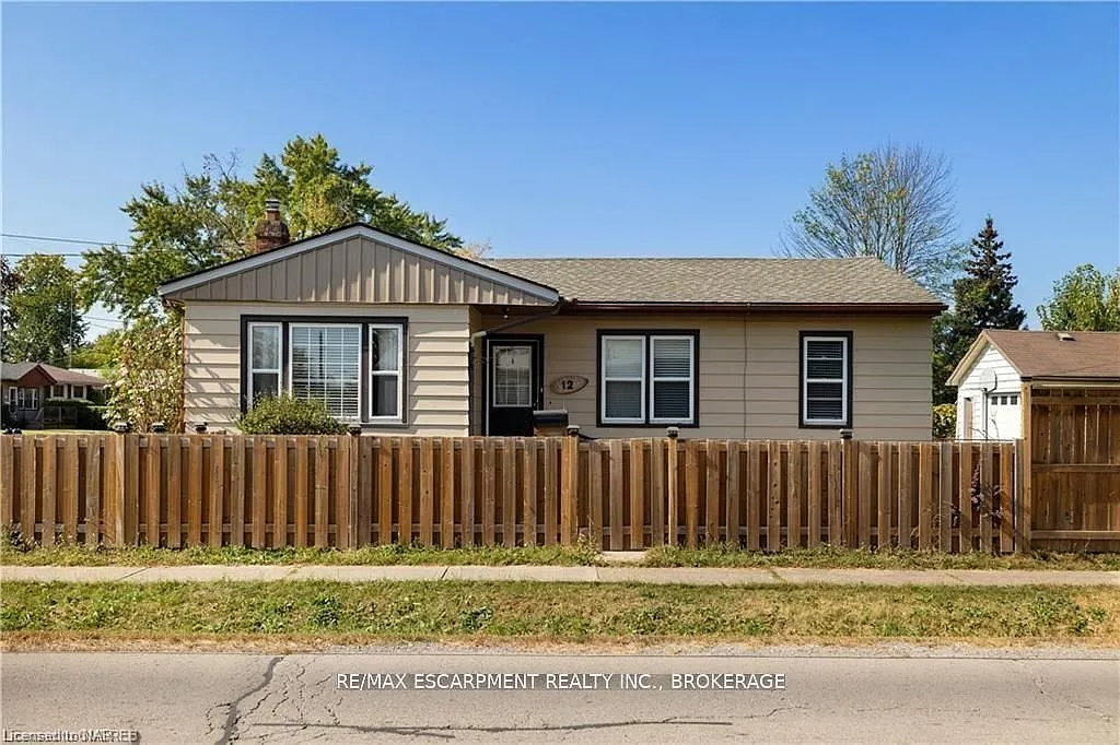 2 bed, $1,650 — Photo 1