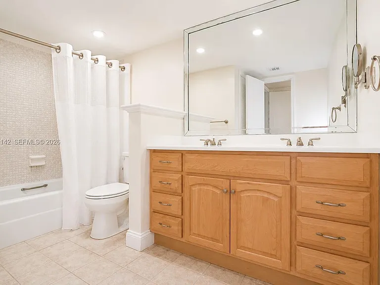 1607 NE 105th St #3-7 — Photo 21
