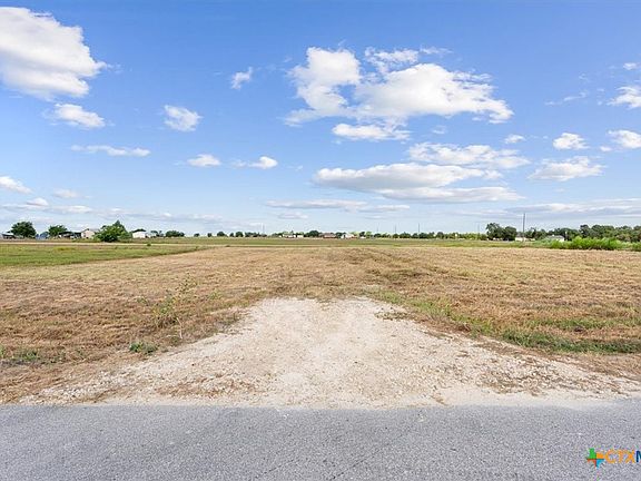 3rd image of 2308 Bluebonnet Dr