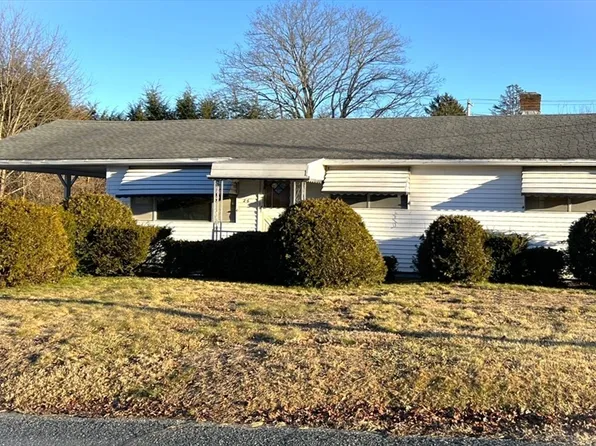 26 Normandy Ave, Webster, MA 01570