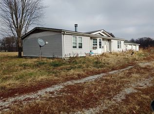 13141 N River Rd, Marshall, IL 62441