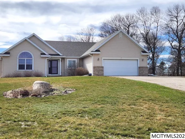 22277 305th St, Nora Springs, IA 50458