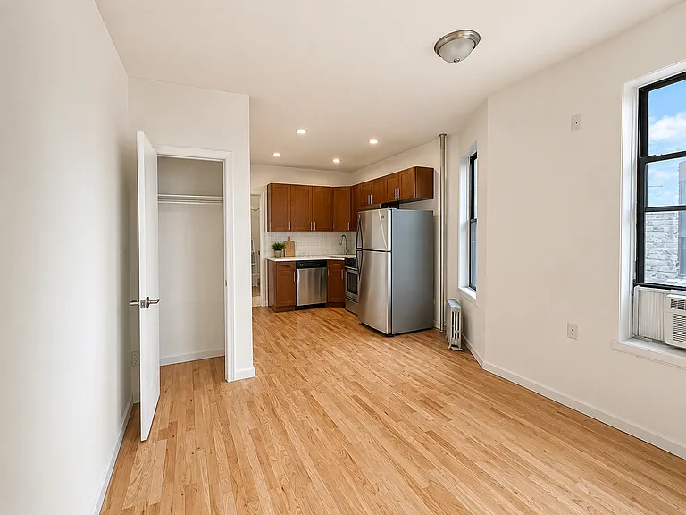 312 W 142nd St #3 — Photo 4