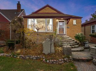 7944 S Trumbull Ave, Chicago, IL 60652