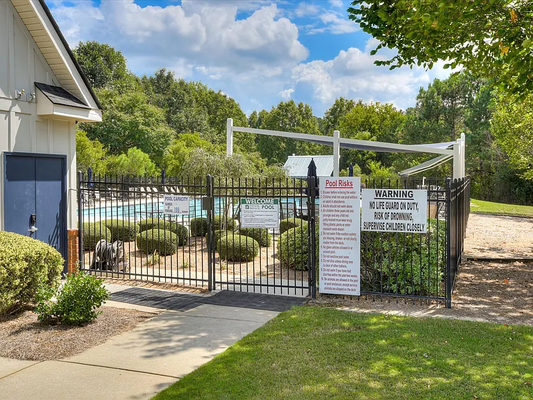 4050 Stowe Dr — Photo 51