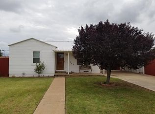 707 NW Avenue G, Seminole, TX 79360