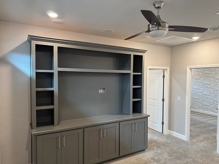 1417 Wadsworth Cir — Photo 33
