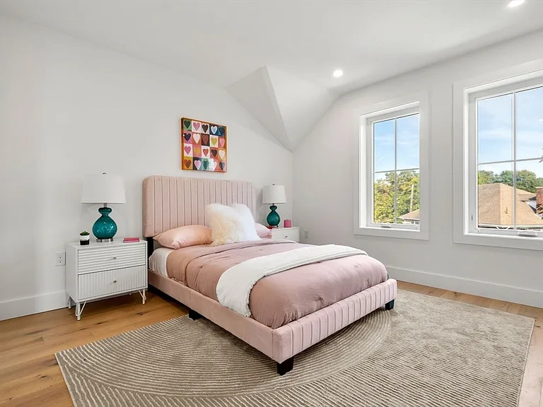 6 Elm St #6 — Photo 13