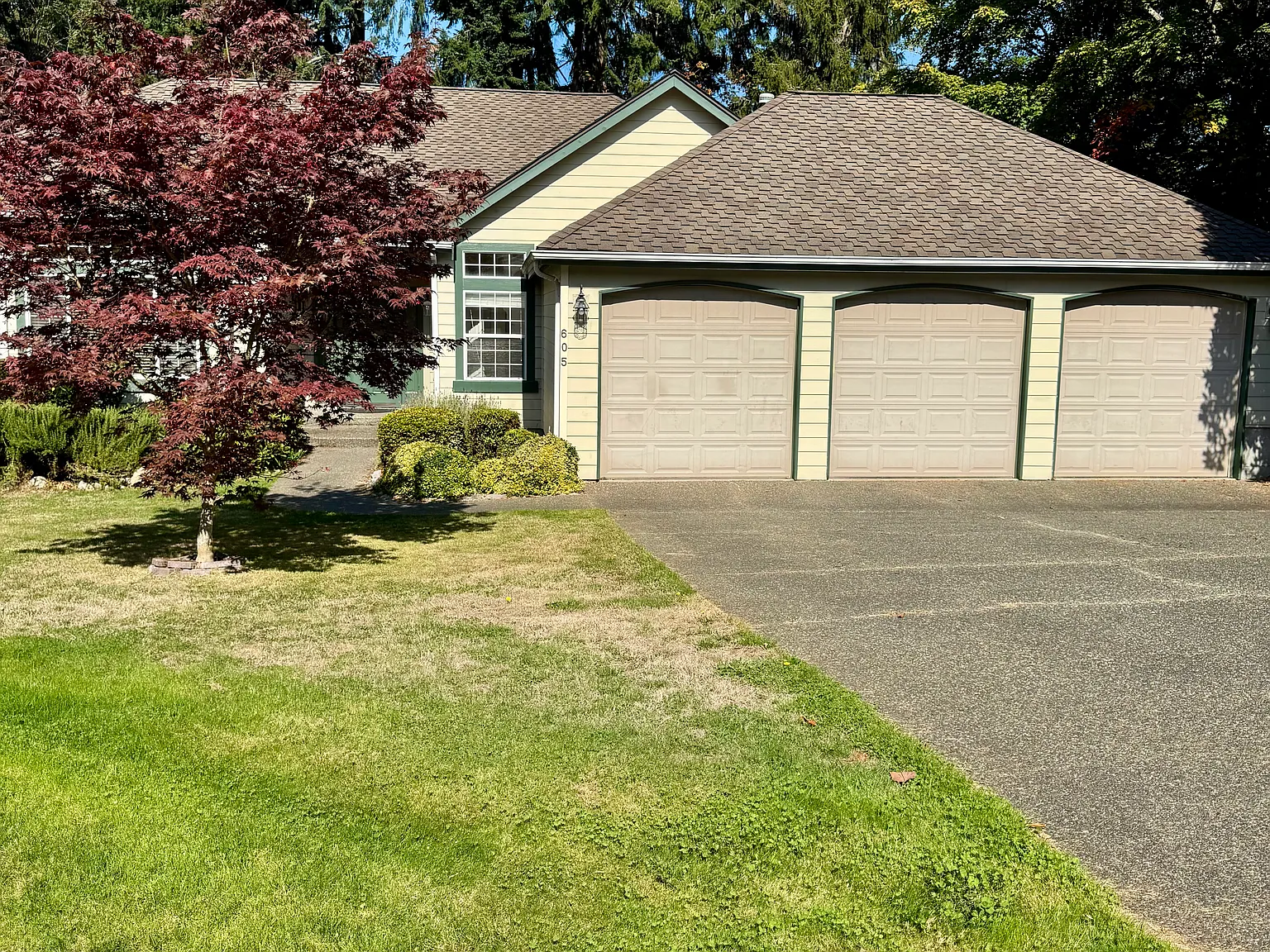 3 bed, 2321 sqft, $3,200 — Photo 1