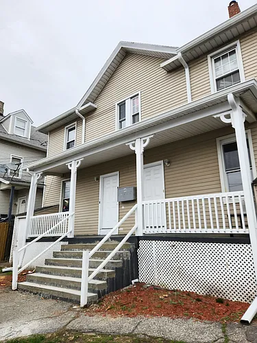 202 Harral Ave Photo 1