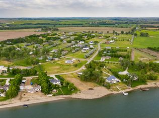 8532 Island Rd, Bismarck, ND 58503